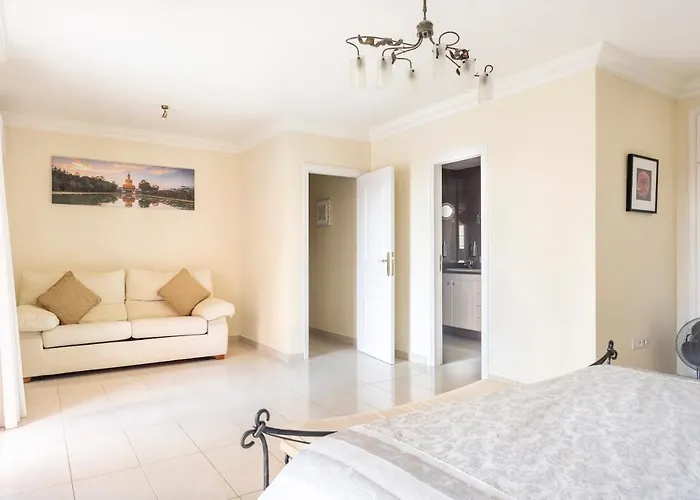 Terrazas Del Duque Sunset Appartement